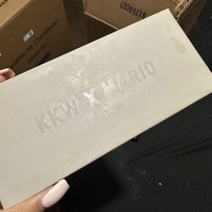 kkw x mario eyeshadow palette
